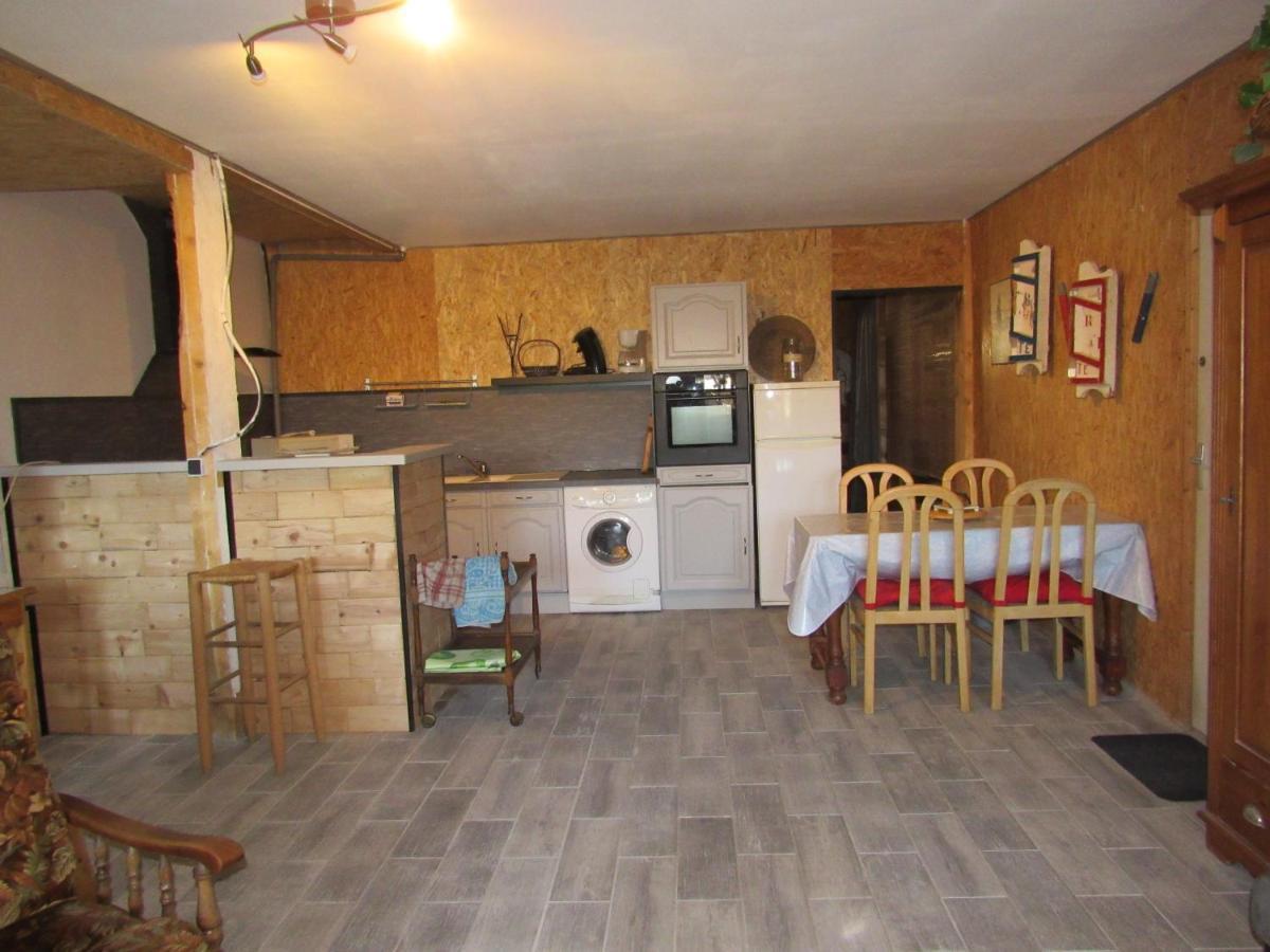 Appartement En Bois Сет Екстер'єр фото