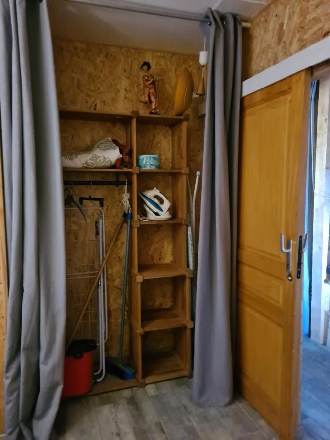 Appartement En Bois Сет Екстер'єр фото